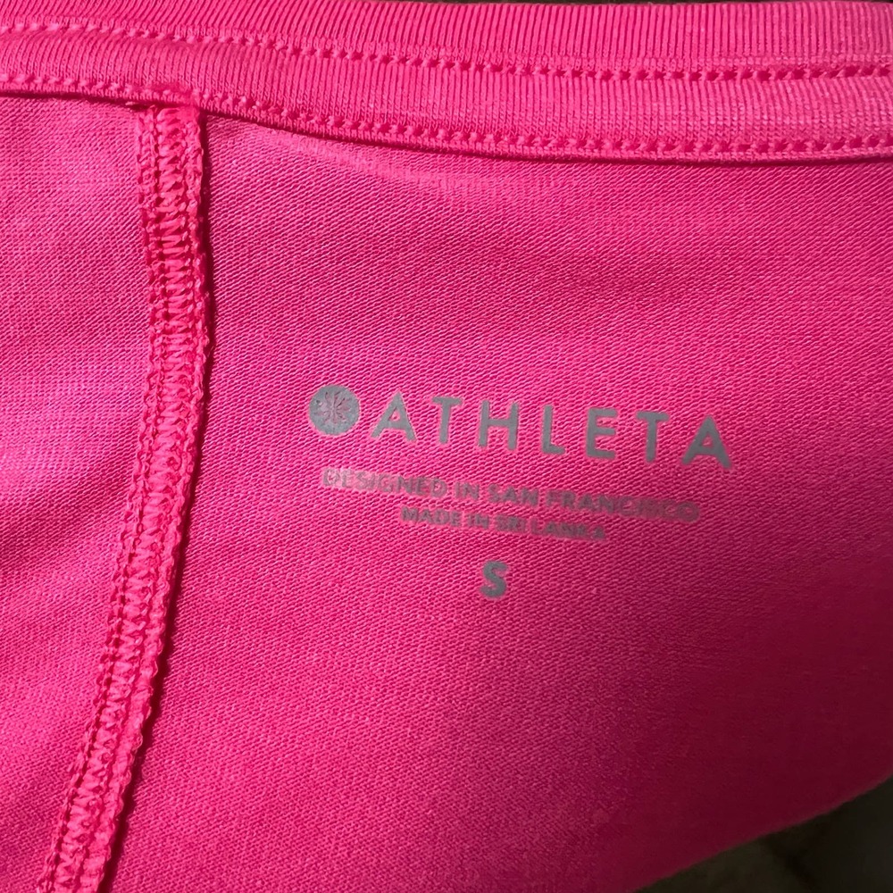 Athleta Essence Flow long sleeve top size Small - Picture 4 of 6